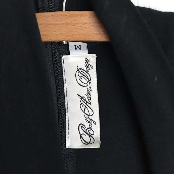 Vintage Deep V Shorts Zip Back Romper - Picture 5 of 10